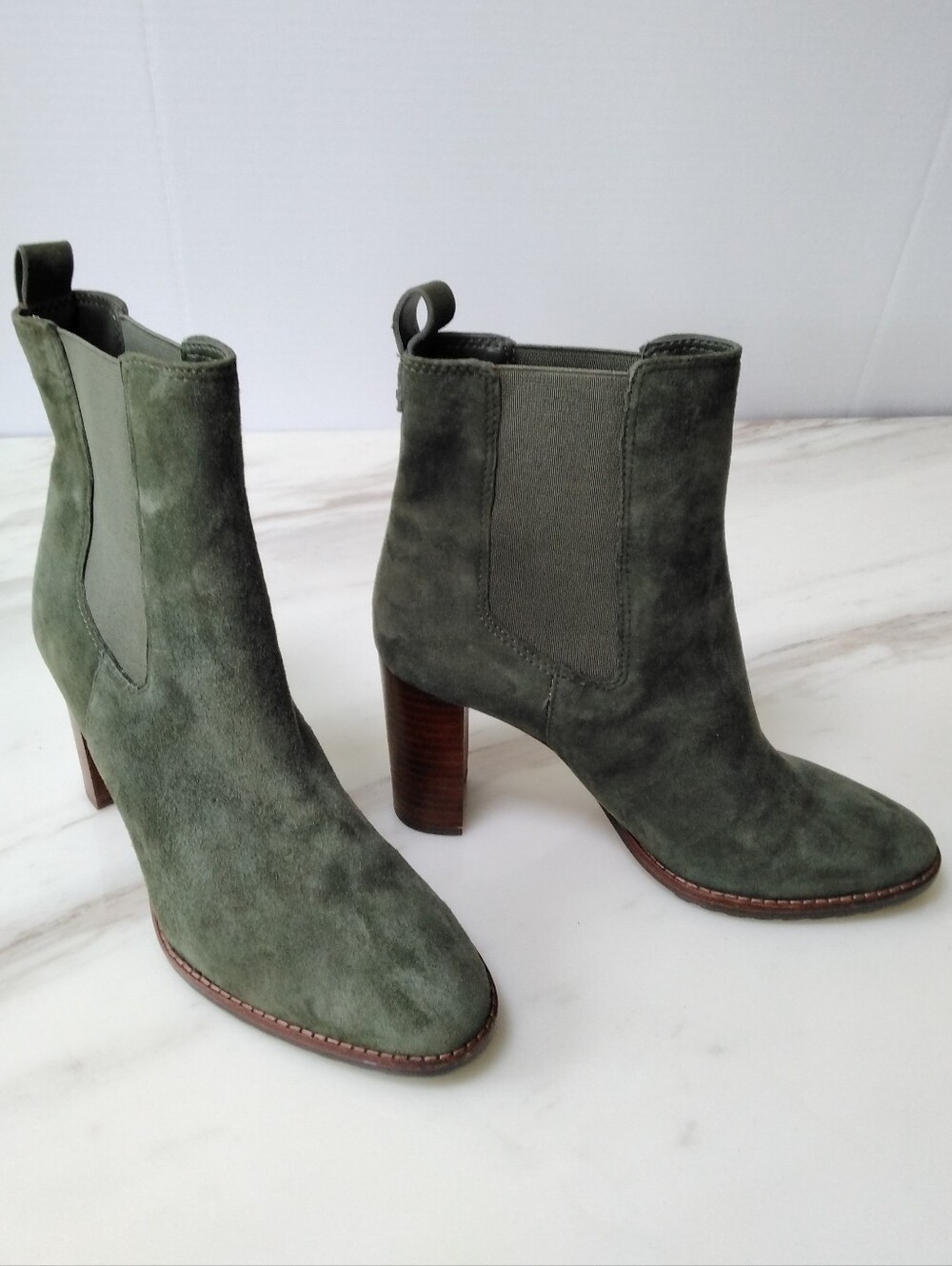 Lauren Ralph Lauren Mylah Green Suede Block Heel Chelsea Ankle Boots Sz 7.5
